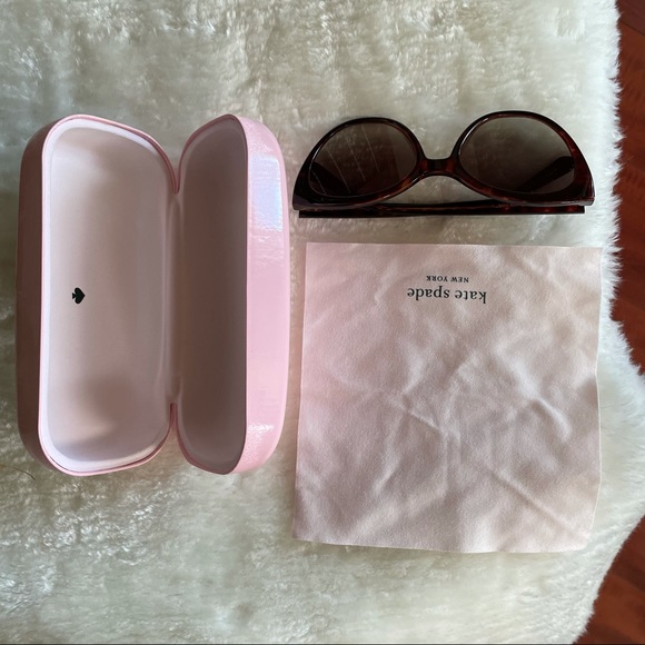 ‼️SOLD‼️ KATE SPADE SUNGLASSES! Amya - (086) - Picture 9 of 12